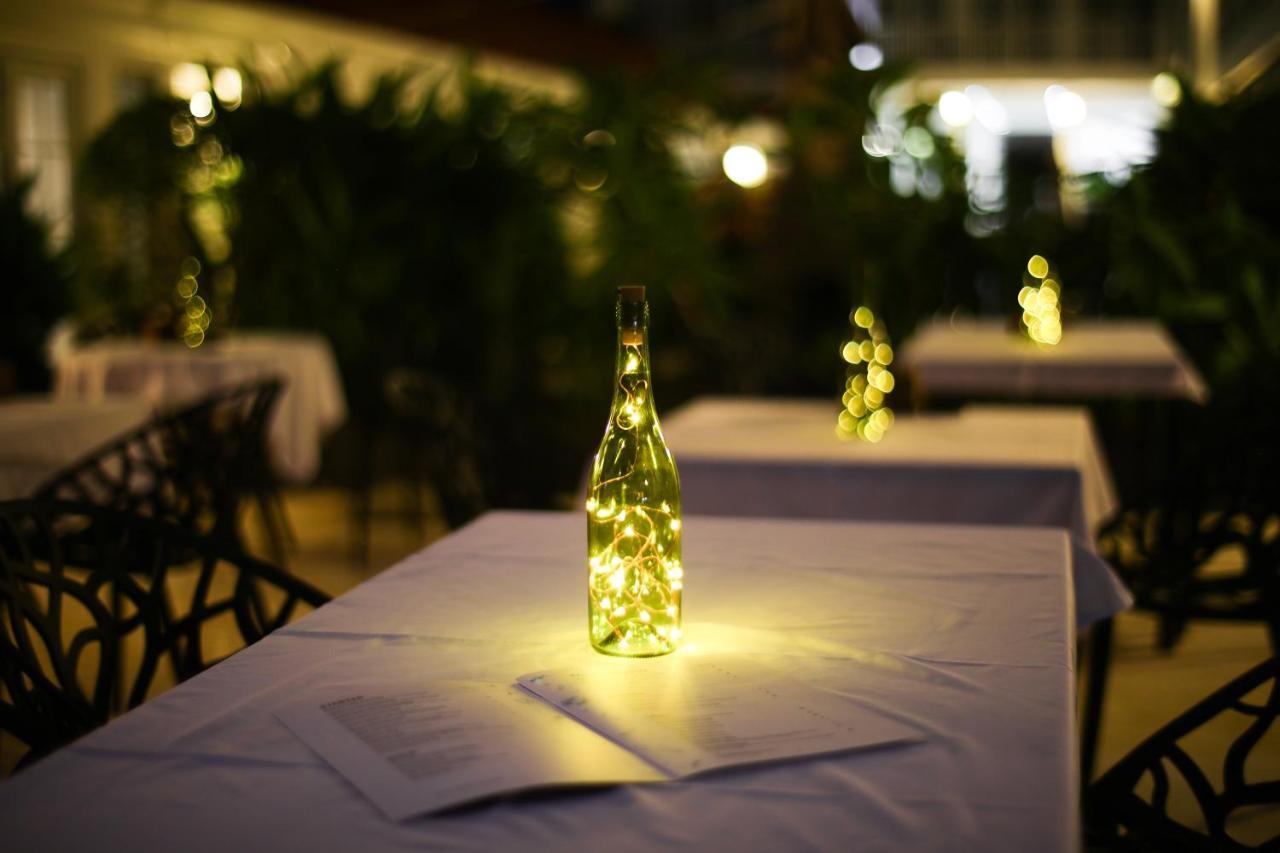 סיהאנוקוויל White Boutique Hotel And Residences מראה חיצוני תמונה