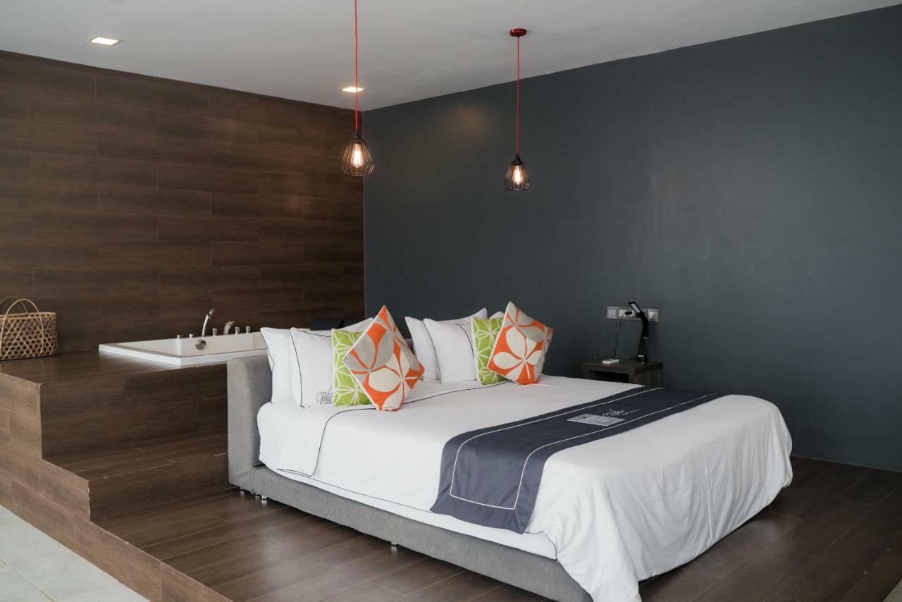 סיהאנוקוויל White Boutique Hotel And Residences מראה חיצוני תמונה